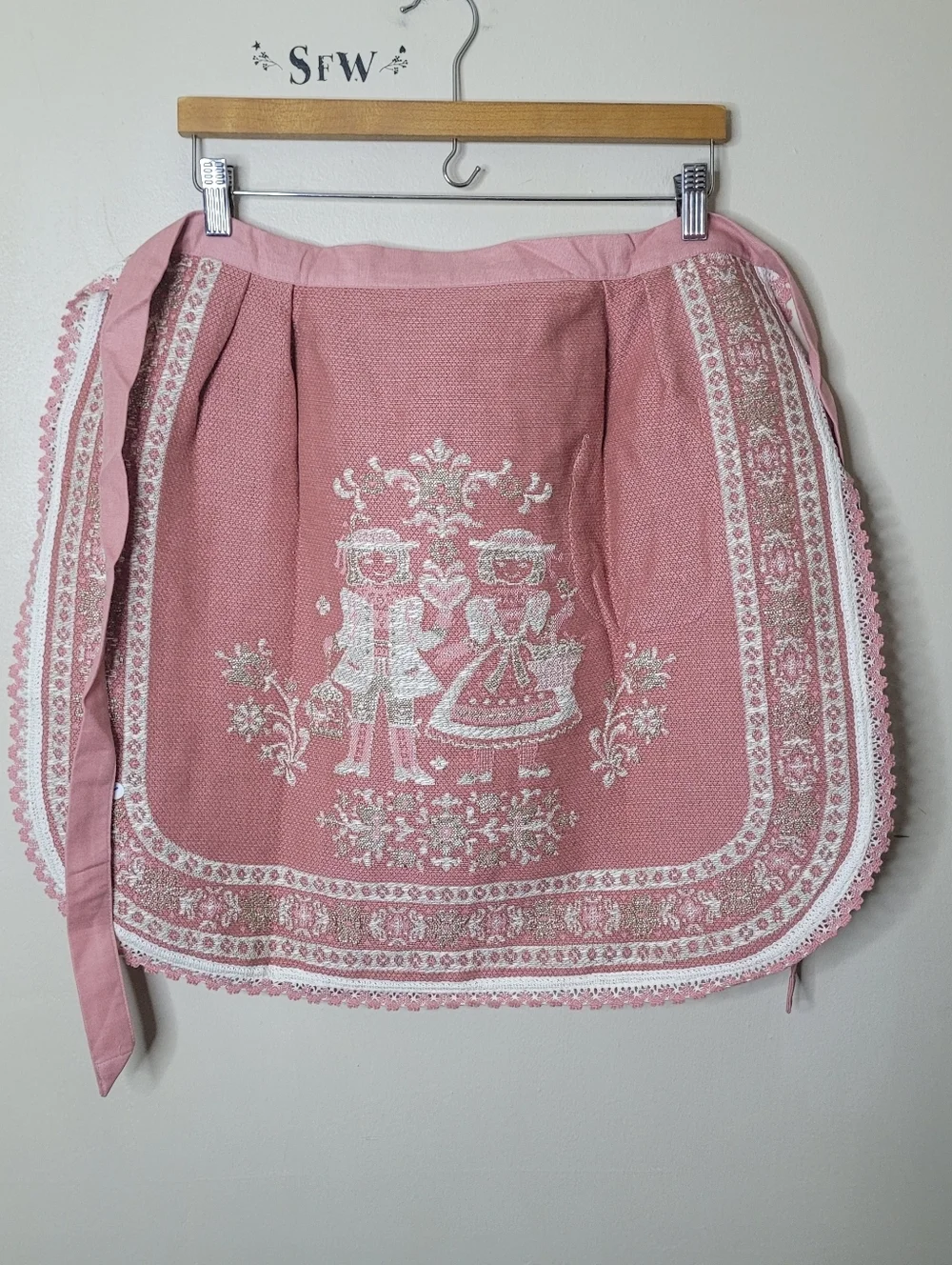 Vintage Kolf Austria Apron & Matching Oven Mit NWT Crochet Trim Linen Cotton